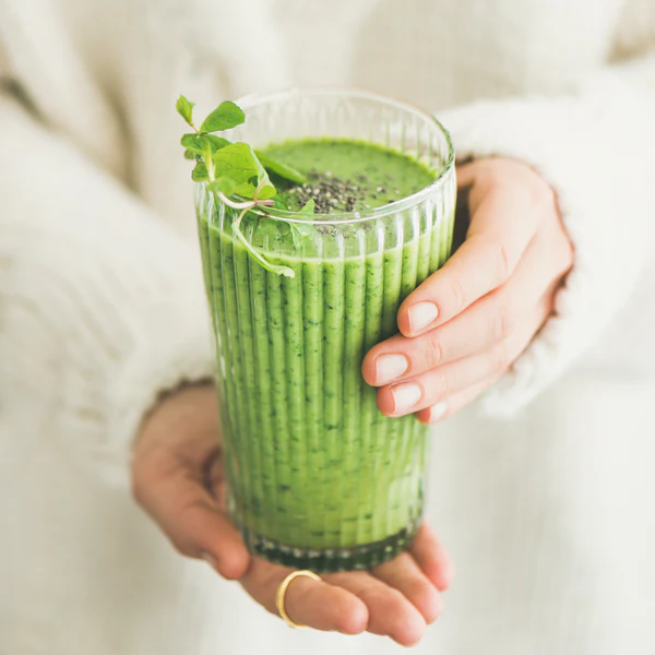 green smoothie with chia seeds, vakuutus.asia